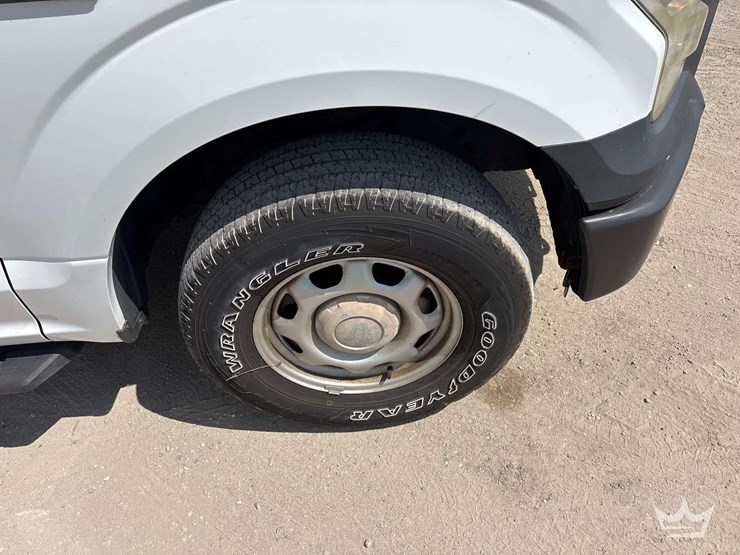 2016-ford-f150-image-24