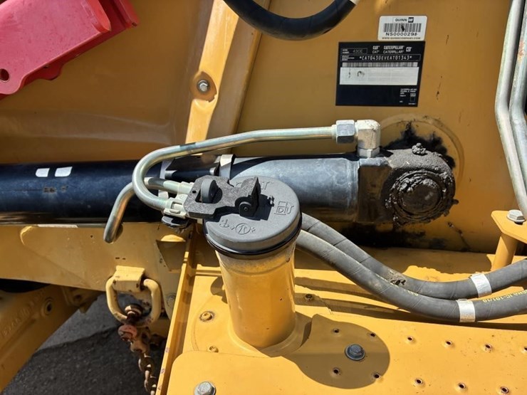 2008-caterpillar-430e-image-22