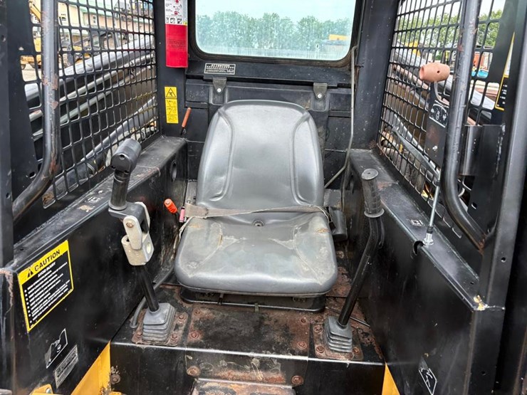 new-holland-lx885-turbo-image-14