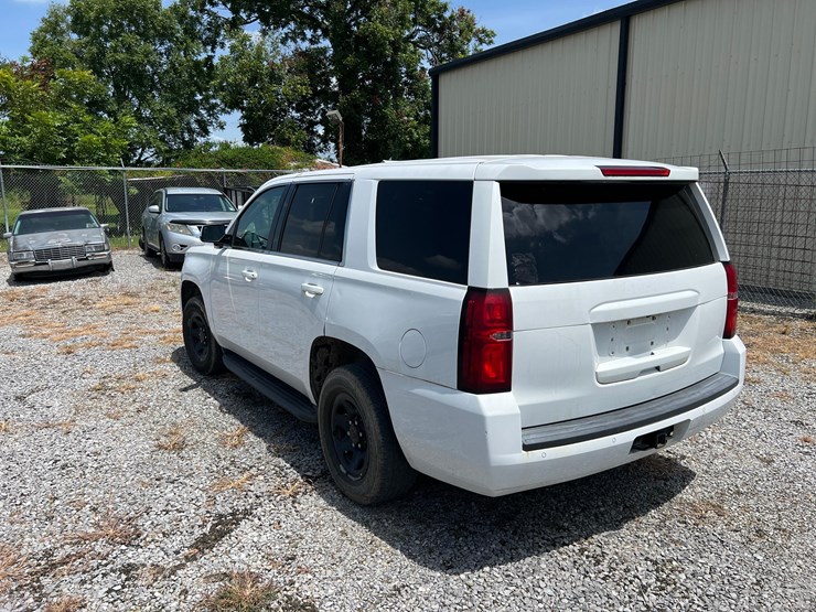 chevrolet-tahoe-image-7