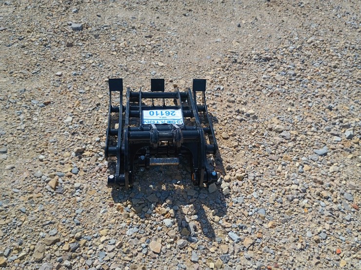 #26110-•-grapple-mini-excavator-attachment-image-3