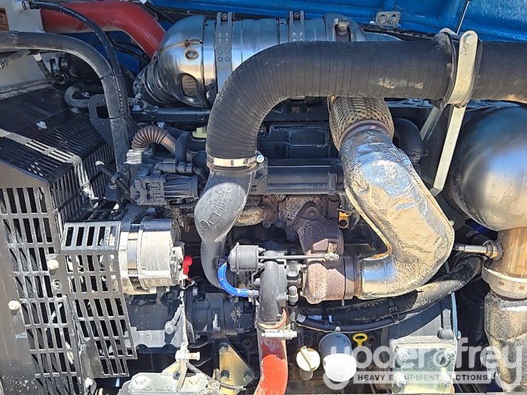 2019-genie-gth1256-image-41
