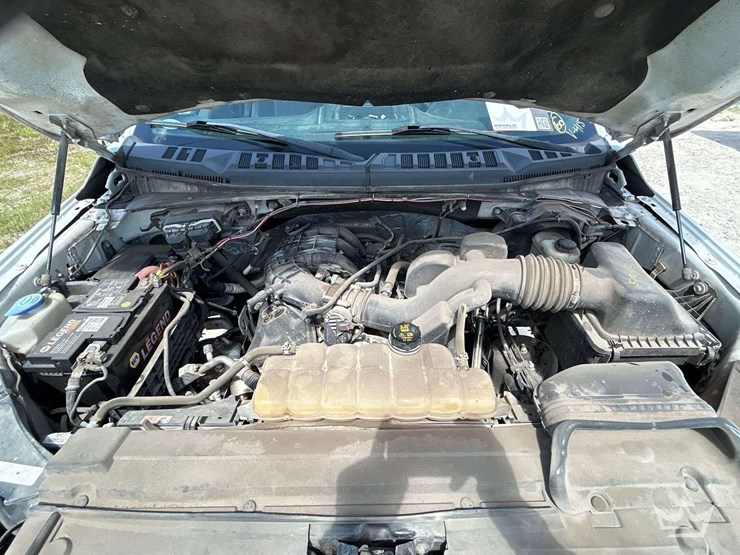 2017-ford-f150-image-7