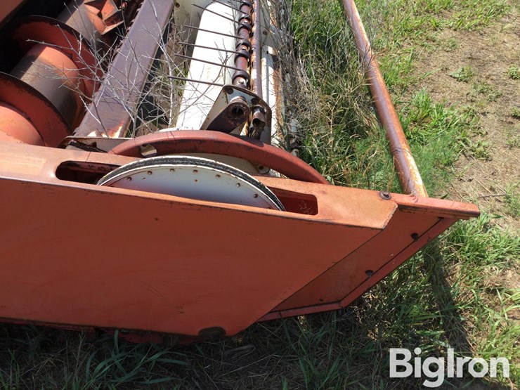 hesston-6600-image-20