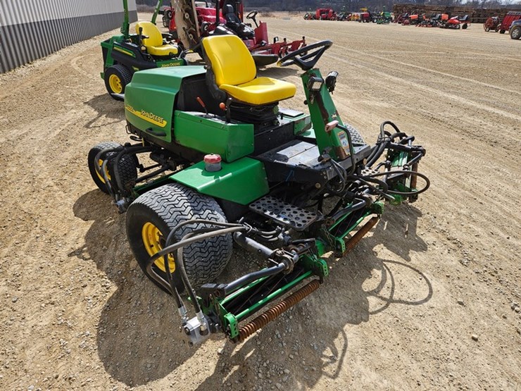 john-deere-3225b-image-7