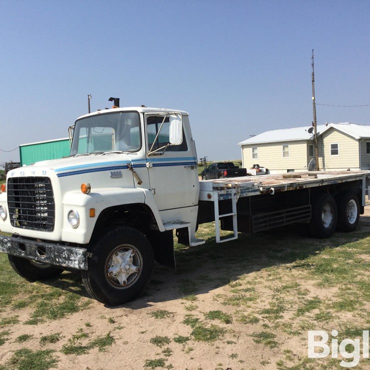 1971 FORD 8000