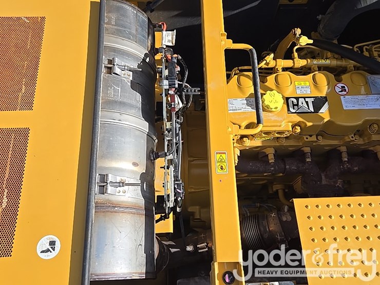 2019-caterpillar-336-image-56