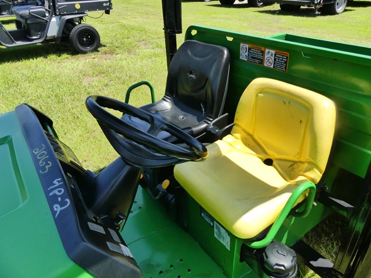 john-deere-gator-image-9