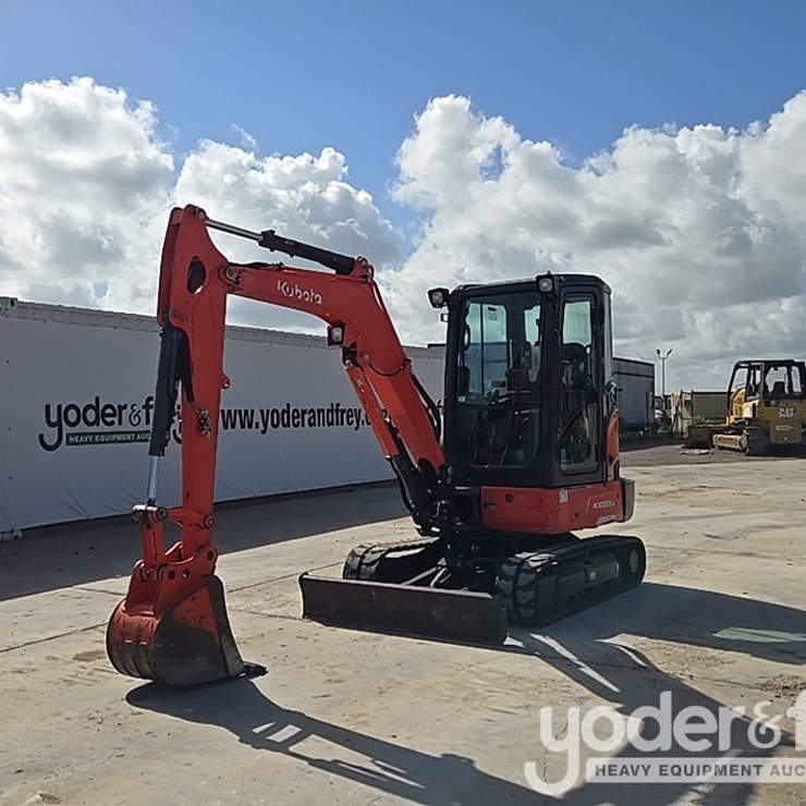 2023 KUBOTA KX033-4