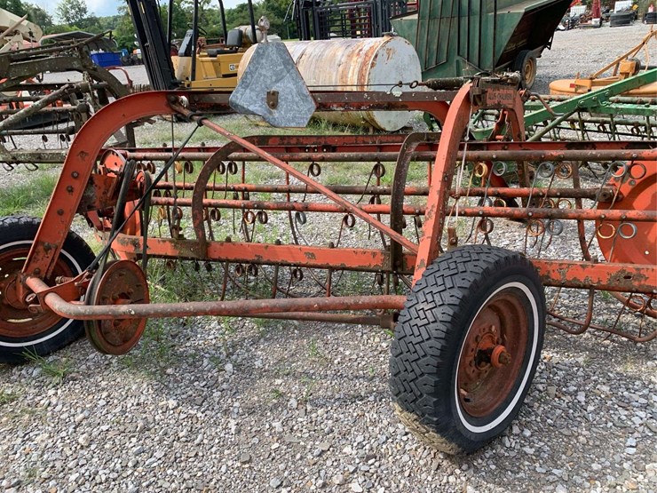 allis-chalmers-side-delivery-hay-rake-image-5