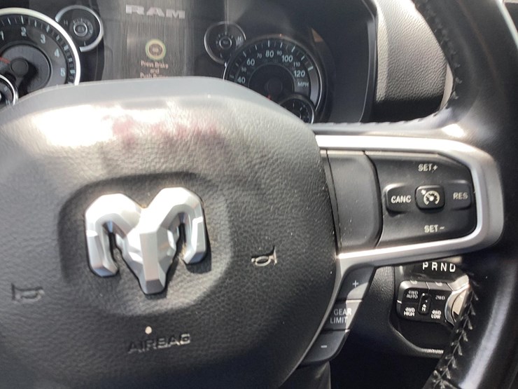 2021-dodge-1500-image-52
