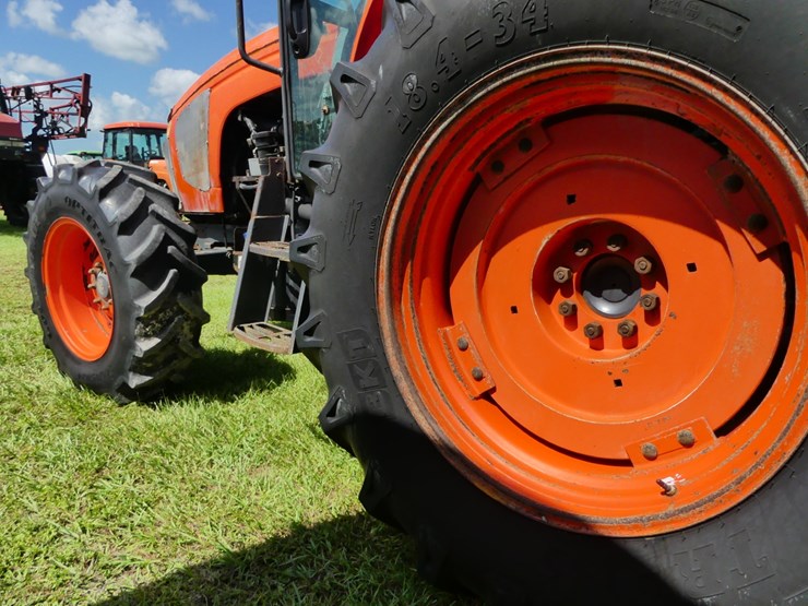 2020-kubota-m6s-111-image-9
