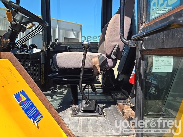 2018-jcb-930-image-41