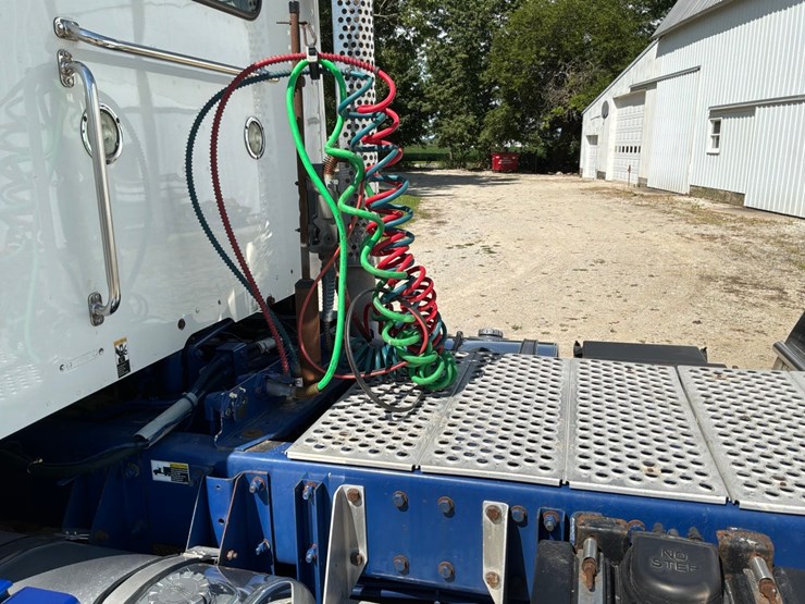 2018-kenworth-t680-image-20