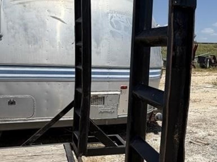 l4---2019-southwest-gooseneck-bumper-pull-trailer-image-9