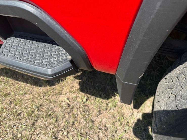 2022-chevrolet-3500-image-13