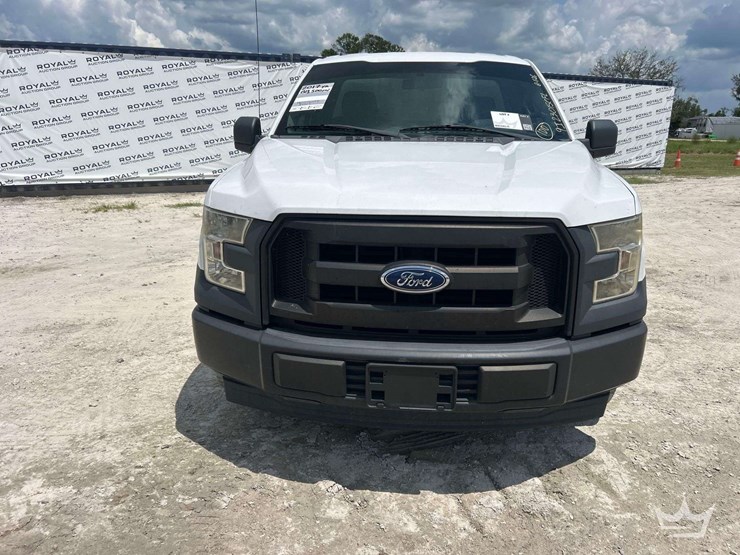 2017-ford-f150-image-23