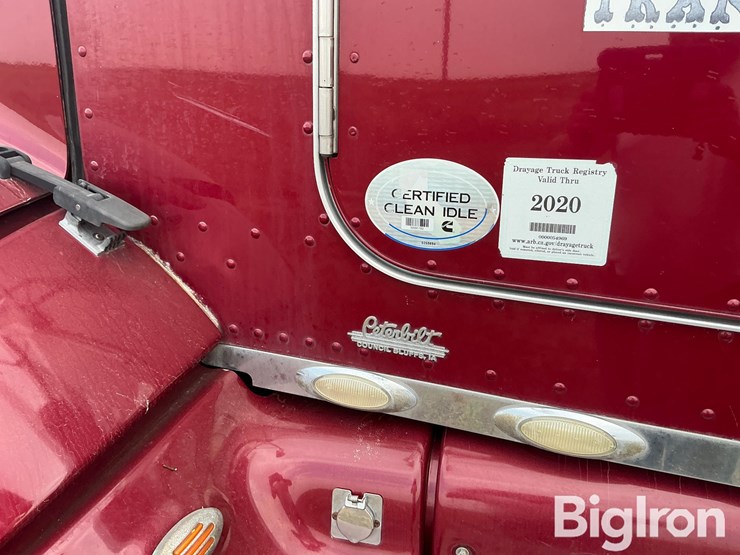 2011-peterbilt-386-image-14