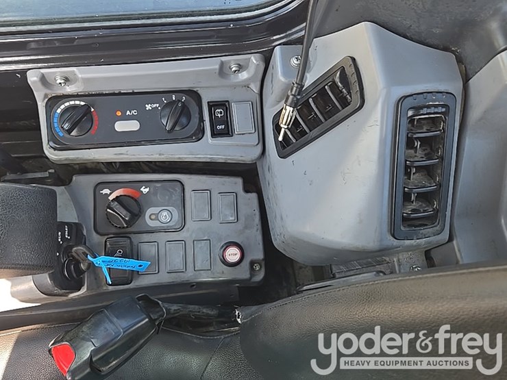 2023-kubota-kx033-4-image-53