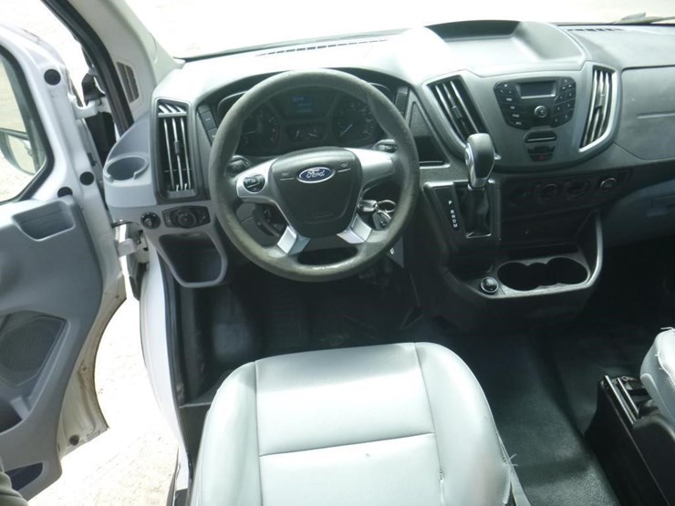 2017-ford-transit-image-9
