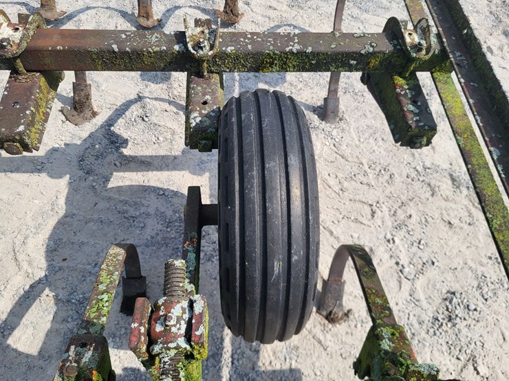 12'--3pt-hitch-field-cultivator-image-9