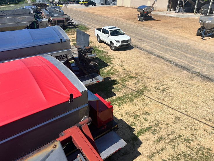 hays-lti-side-dump-bulk-hauler-image-62