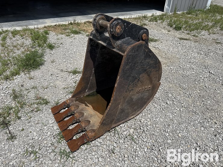esco-24”-bucket-image-1