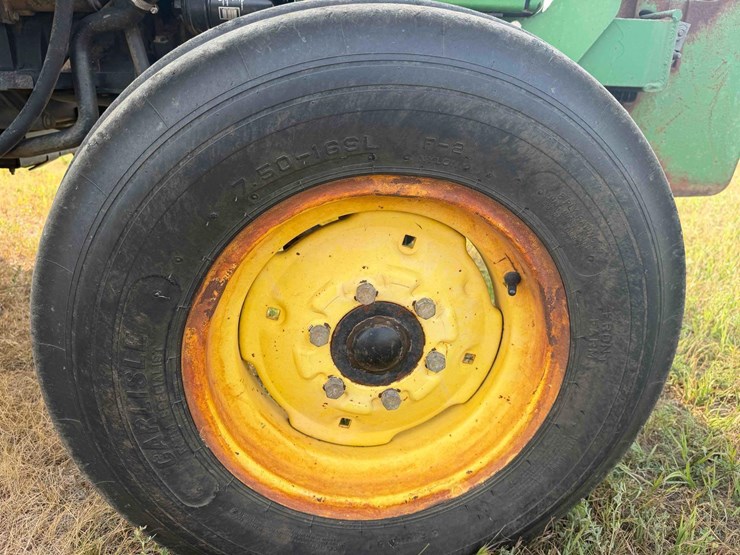 john-deere-5320-image-18