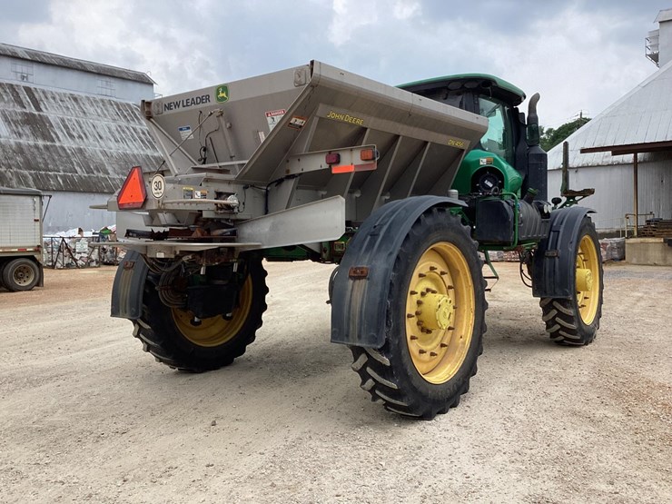 2020-john-deere-r4045-image-5