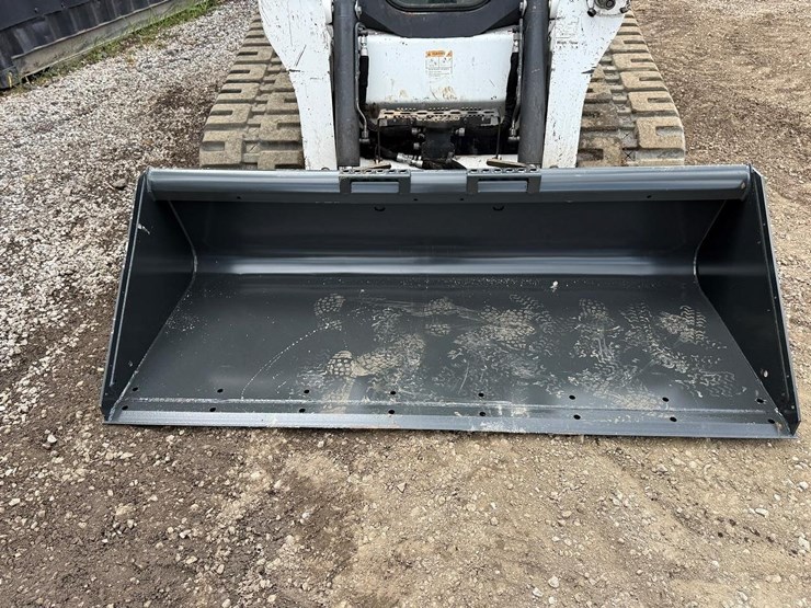 2020-bobcat-t770-image-9