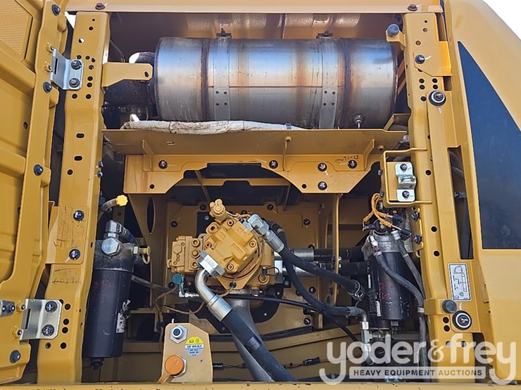 2019-caterpillar-336-image-39