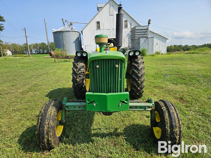 1965-john-deere-2010-image-2