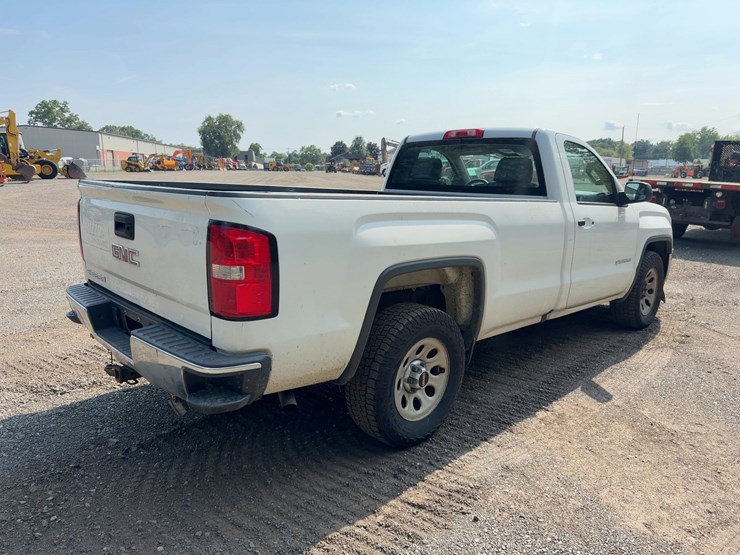2017-gmc-sierra-1500-image-5