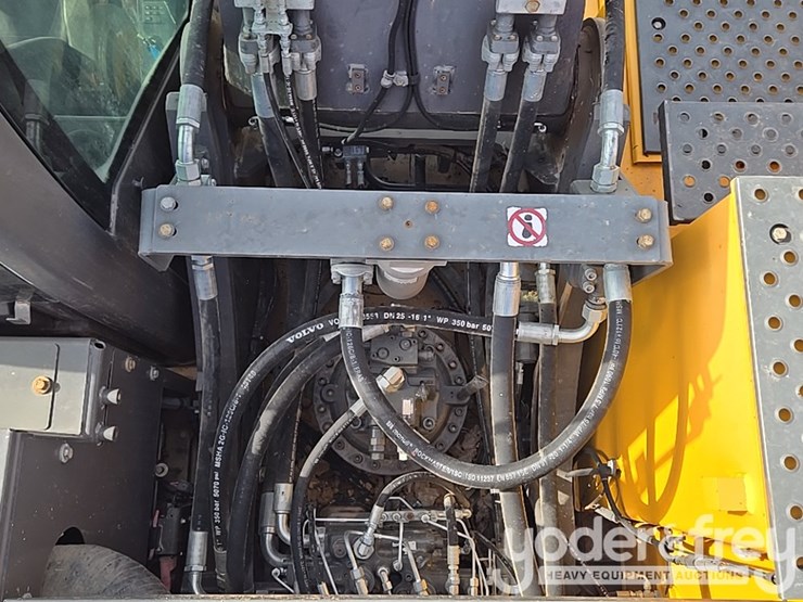 2019-volvo-ec300el-image-45