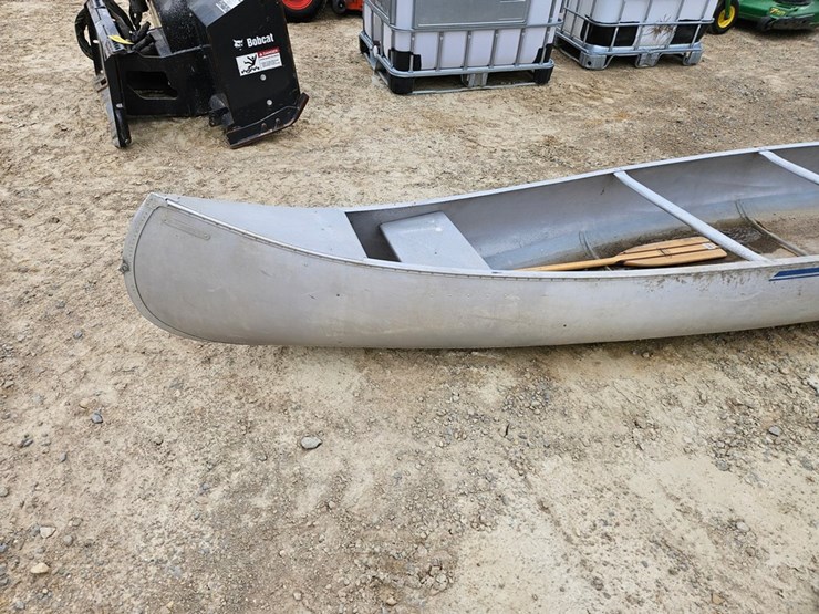 #6882-•-grumman-16'-canoe-image-7