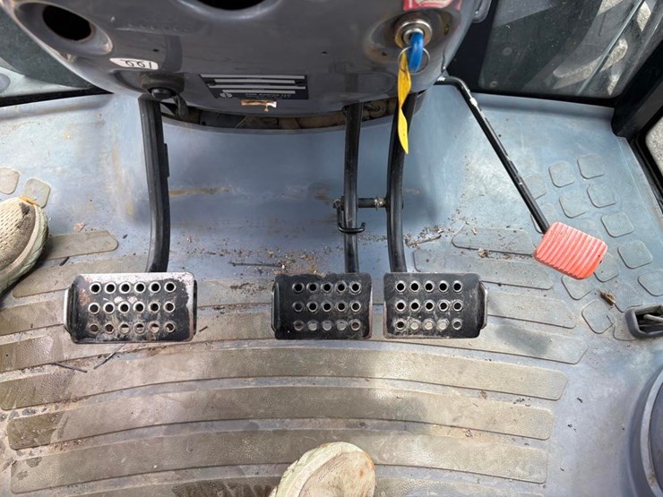 new-holland-td80d-image-25