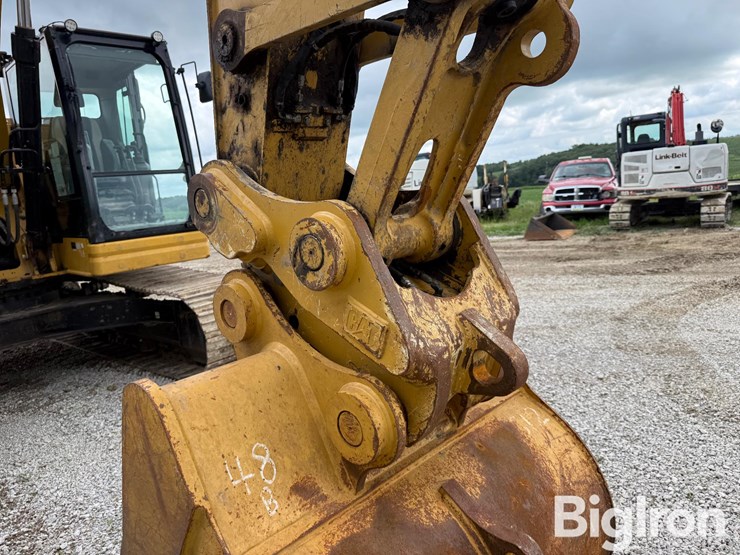 2019-caterpillar-325flcr-image-14