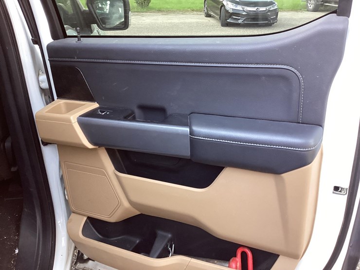 f--150-xlt-4wd-image-37