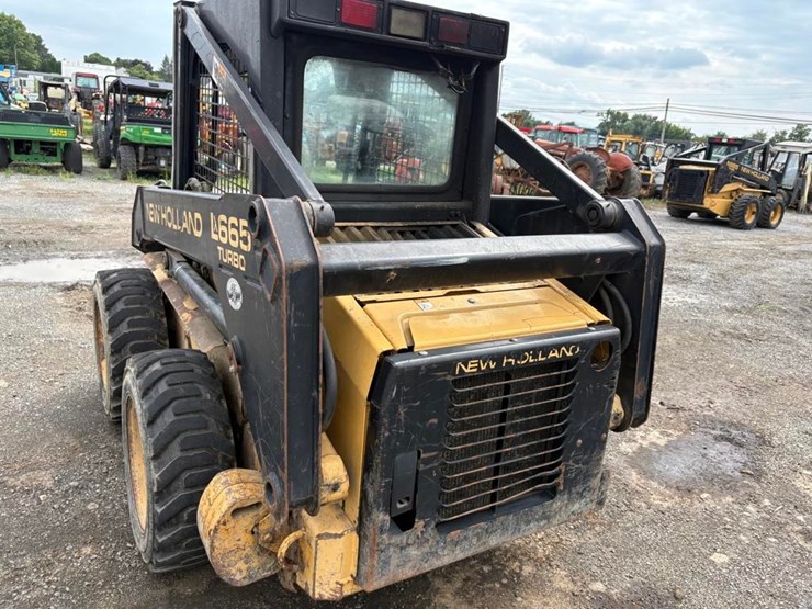 new-holland-lx665-image-8