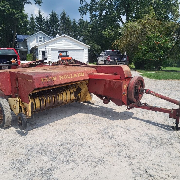 NEW HOLLAND 268
