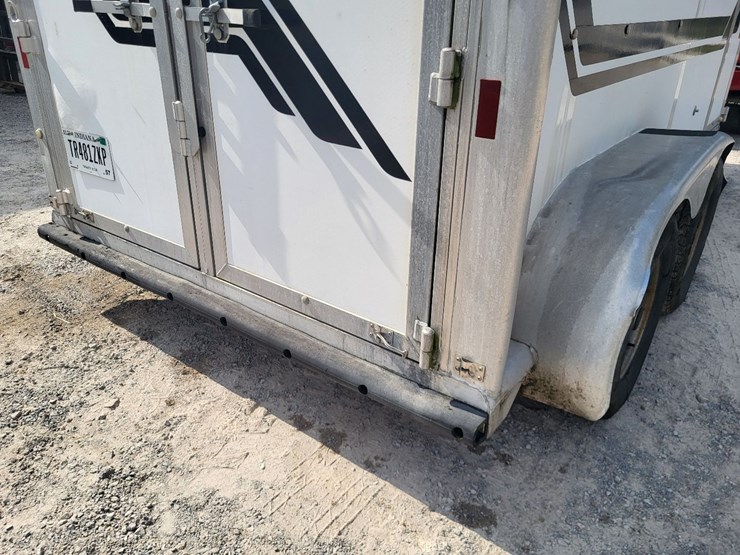 hart-tandem-axle-2-horse-bumper-trailer-w/tack-room-image-28
