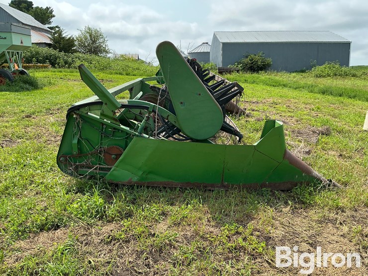 john-deere-216f-image-4