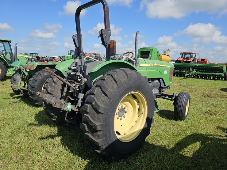 2005-john-deere-5225-image-3