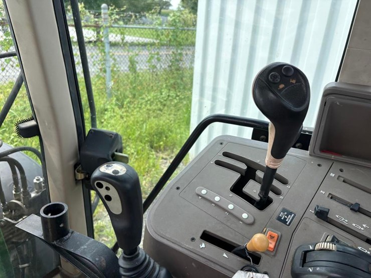 john-deere-6430-image-30