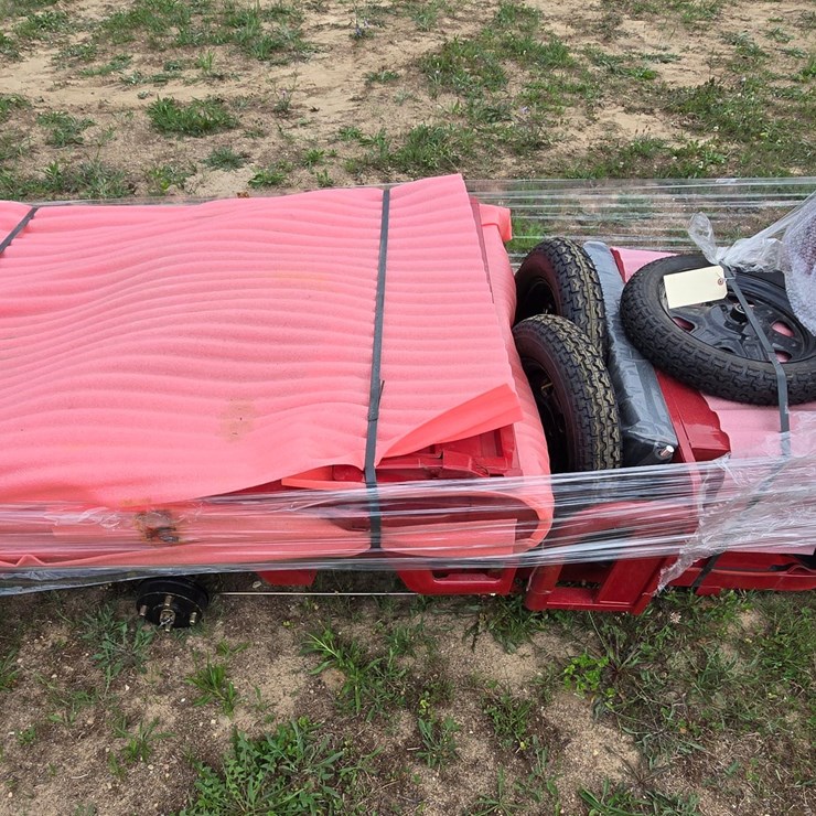 #2025 • RED electric tricycle with dump bed