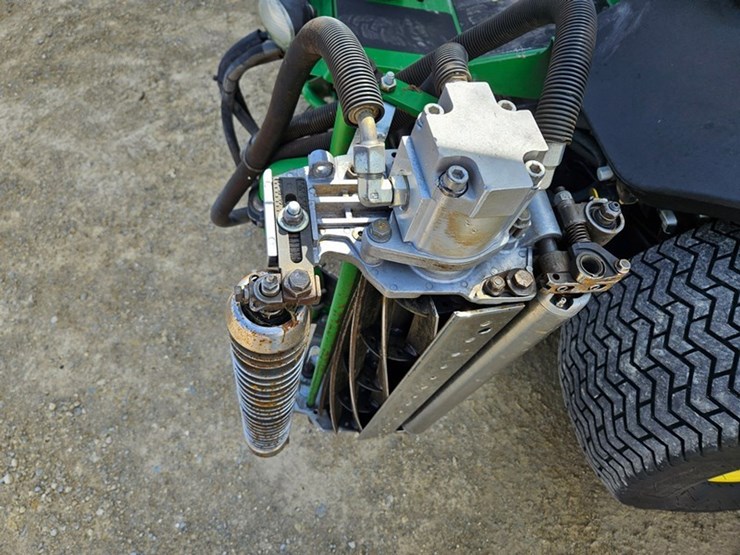 john-deere-7500-image-10