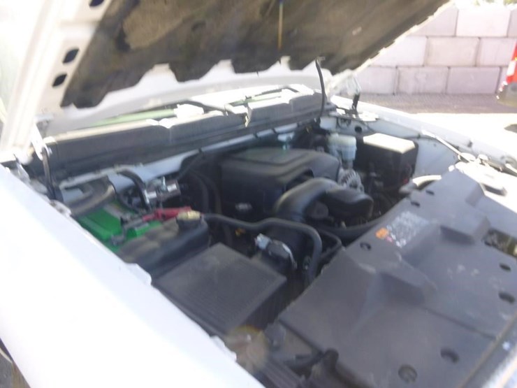 2012-chevrolet-1500-image-23