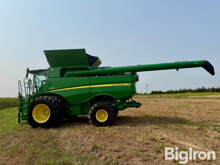 2021-john-deere-s780-image-8