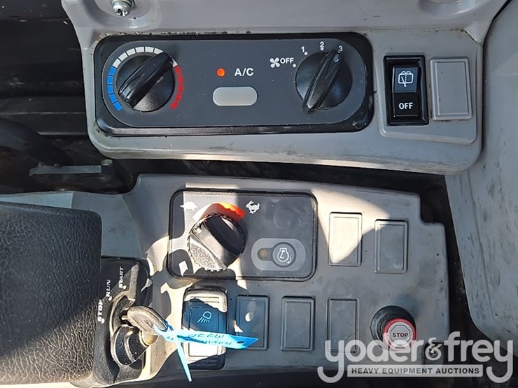 2023-kubota-kx033-4-image-54