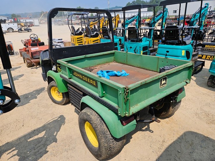 #206-•-john-deere-progator-turf-truck-image-2